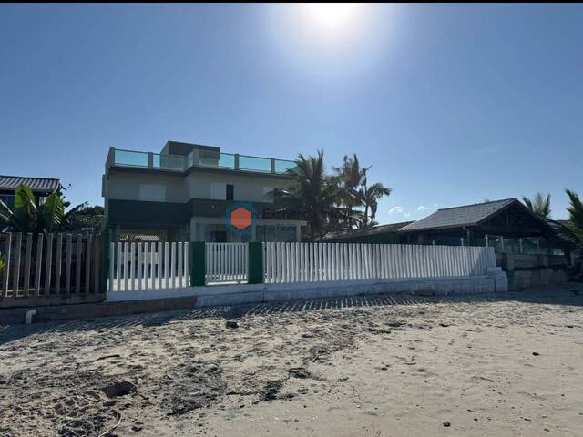 #354 - Casa para Venda em Itapoá - SC - 2