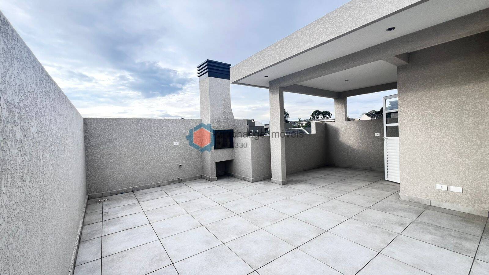 Sobrado à venda com 3 quartos, 120m² - Foto 1